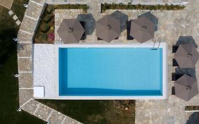 Lichnos Luxury Suites